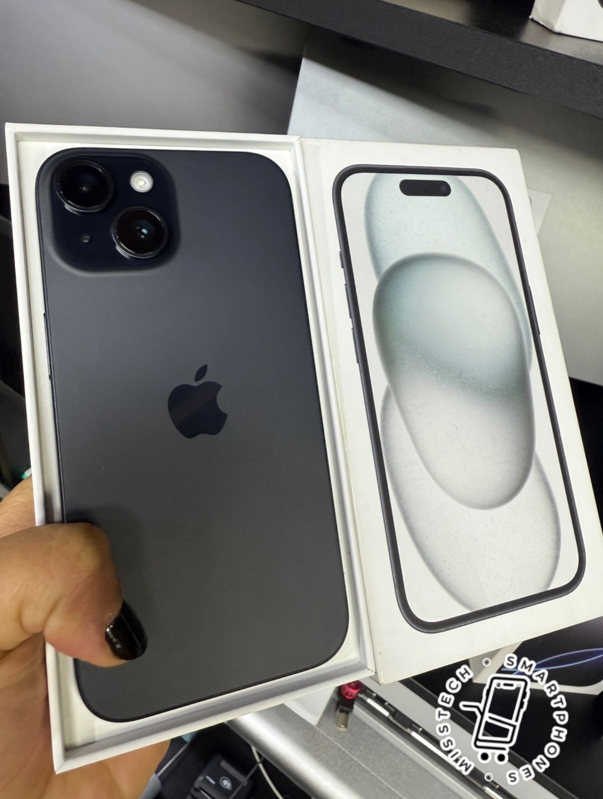 Apple iPhone 15