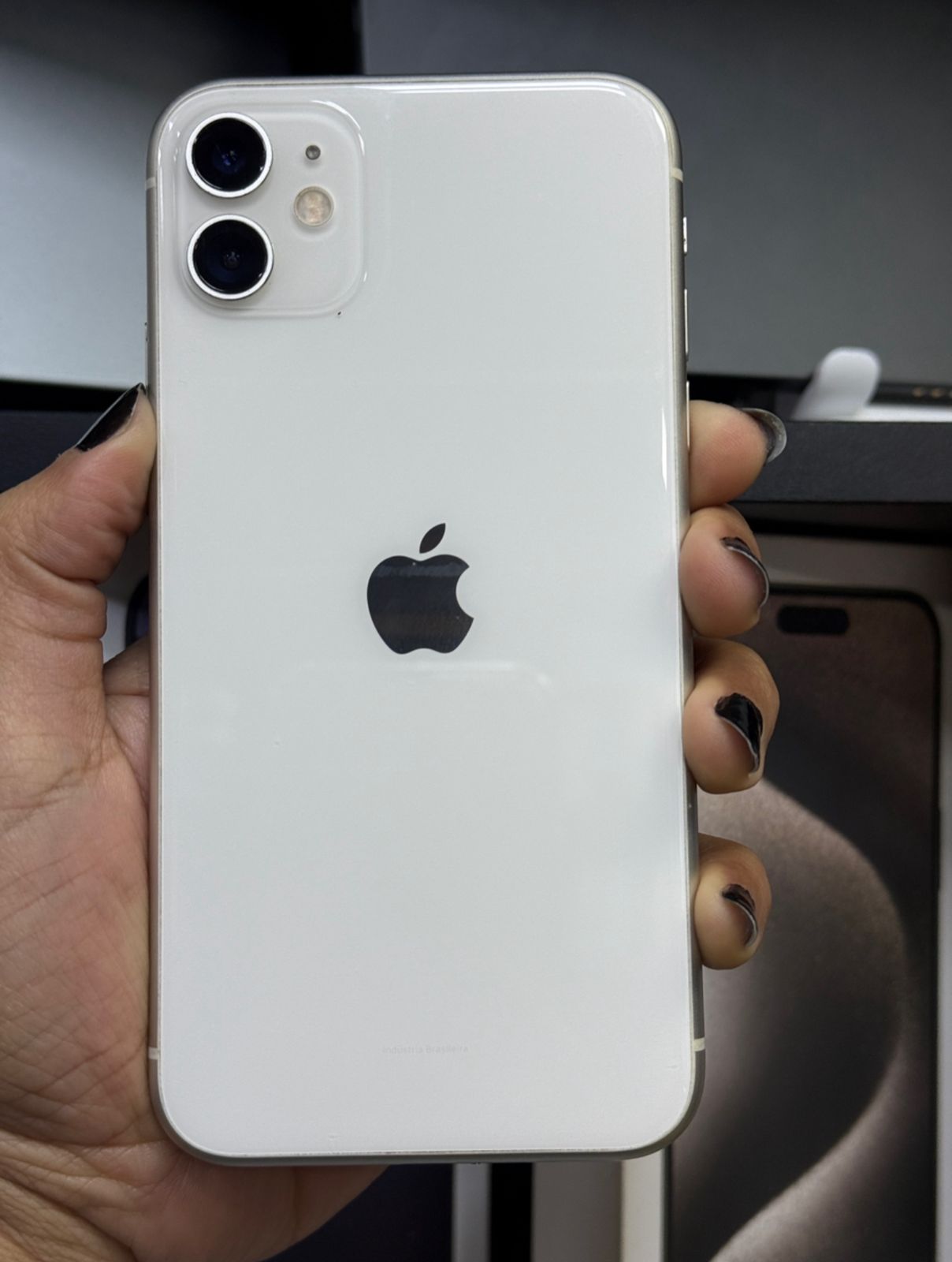 Apple iPhone 11