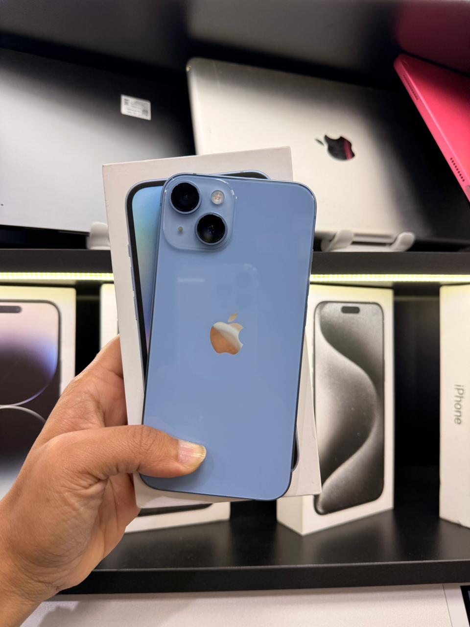 Apple iPhone 14